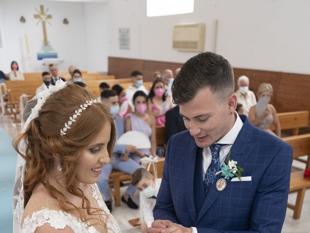 La boda de Marina y Alex en Santa Maria Del Aguila, Almería 57