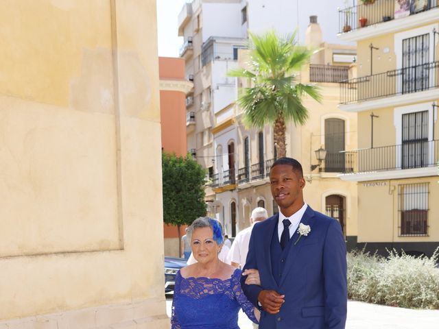 La boda de Mercedes y John en Burguillos, Sevilla 9