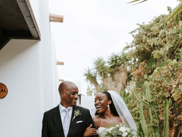 La boda de Javi y Cheyenne en Aguamarga, Almería 18