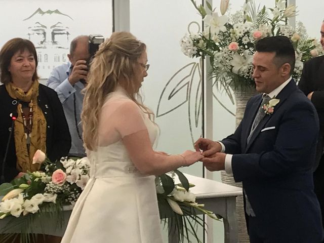 La boda de Verónica y salvador en San Cucao, Asturias 6