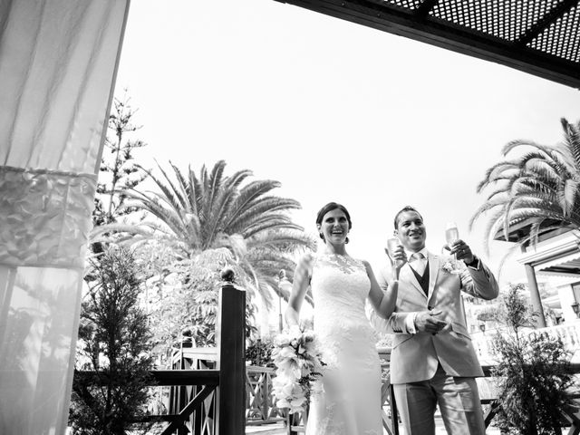 La boda de David y Irua en Adeje, Santa Cruz de Tenerife 34
