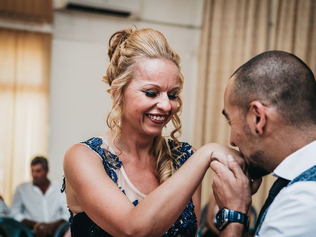 La boda de Desy y Carlos en San Bartolome De Tirajana, Las Palmas 24