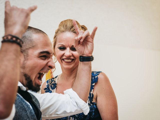 La boda de Desy y Carlos en San Bartolome De Tirajana, Las Palmas 26