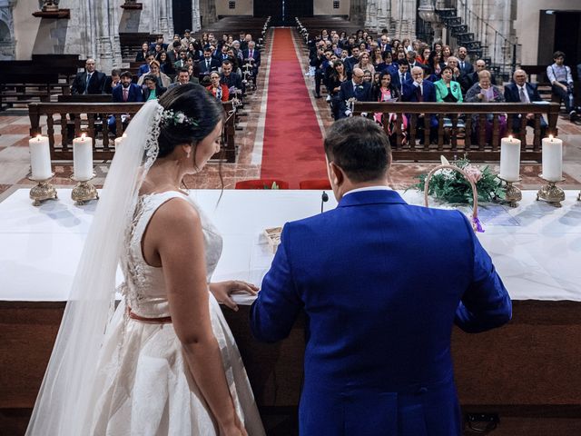 La boda de Jorge y Dahiana en Oviedo, Asturias 22