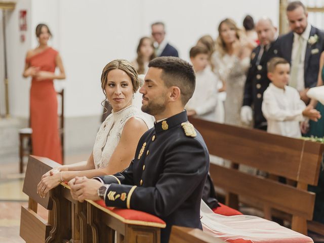 La boda de Lorena y David en Villalbilla, Madrid 122