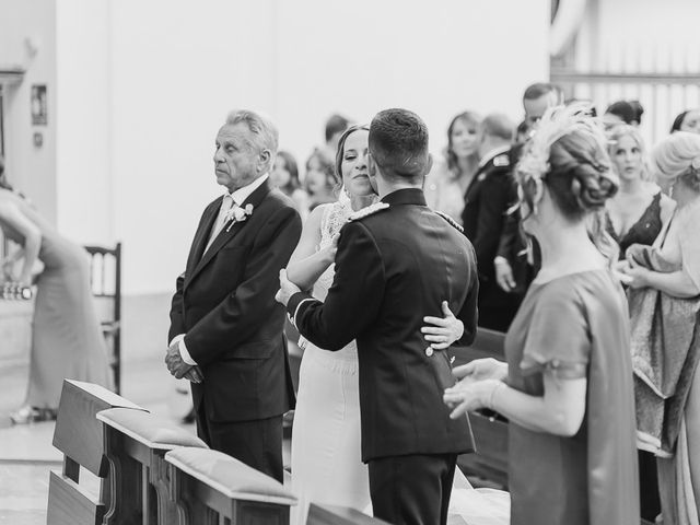 La boda de Lorena y David en Villalbilla, Madrid 124
