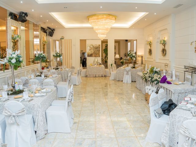 La boda de José Javier y Miriam en Alcobendas, Madrid 22