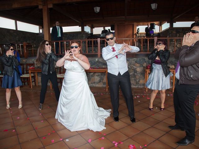 La boda de Alejandro y Merchy en La Orotava, Santa Cruz de Tenerife 29