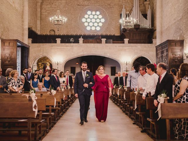 La boda de Servando y Teresa en Caracuel De Calatrava, Ciudad Real 51