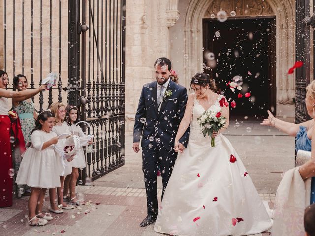 La boda de Servando y Teresa en Caracuel De Calatrava, Ciudad Real 81