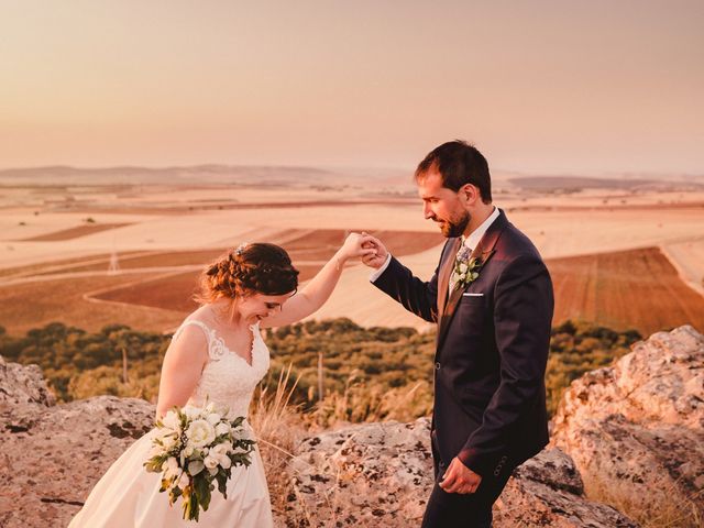 La boda de Servando y Teresa en Caracuel De Calatrava, Ciudad Real 105