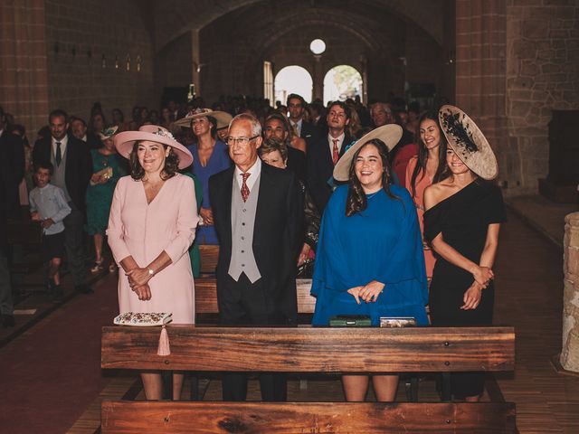 La boda de Alvaro y Marta en Santa Gadea Del Cid, Burgos 39