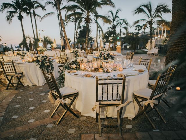 La boda de Fernando y Nadya en San Miguel De Abona, Santa Cruz de Tenerife 64