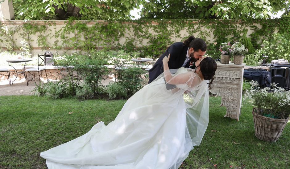 La boda de Andrea y Yadiro en Segovia, Segovia