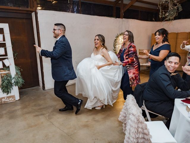 La boda de Edgar  y Vanessa  en Cerdanyola Del Valles, Barcelona 39