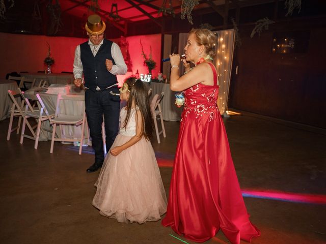 La boda de Edgar  y Vanessa  en Cerdanyola Del Valles, Barcelona 105