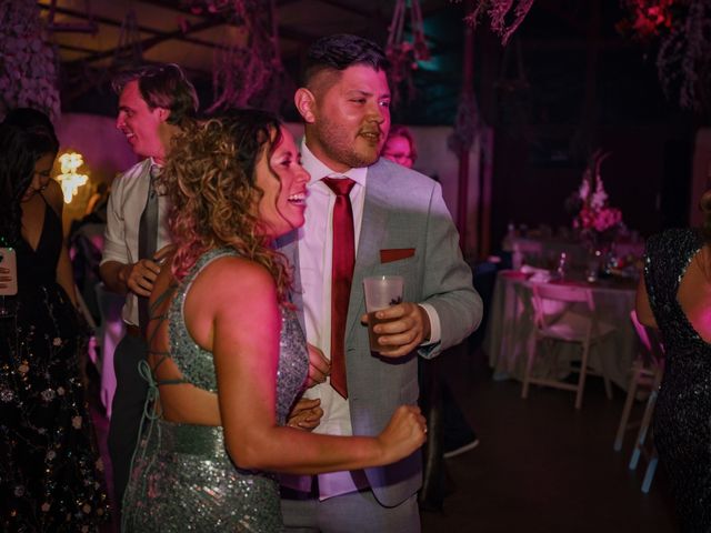 La boda de Edgar  y Vanessa  en Cerdanyola Del Valles, Barcelona 111