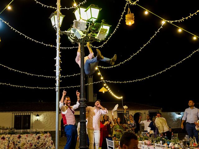 La boda de Cándido  y Irene en Abenojar, Ciudad Real 16