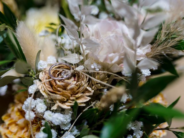 La boda de Cándido  y Irene en Abenojar, Ciudad Real 53