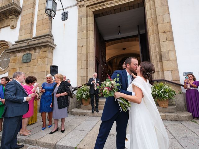 La boda de Luis y Laura en Ferrol, A Coruña 17