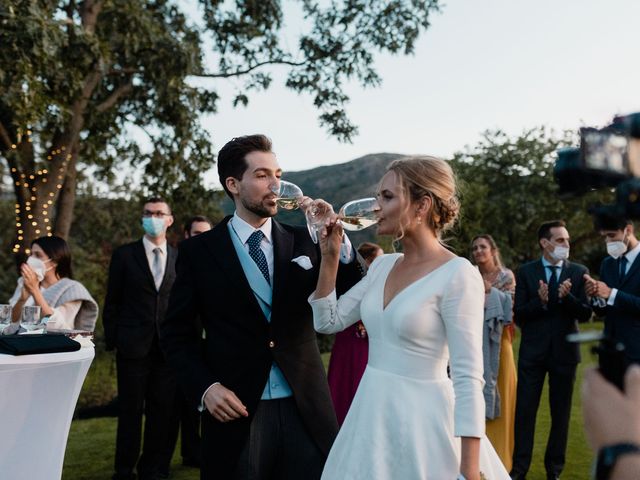 La boda de Alberto y Lucinda en San Lorenzo De El Escorial, Madrid 9