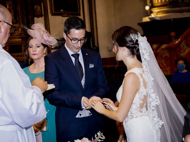 La boda de Raul y Virginia en Granada, Granada 33