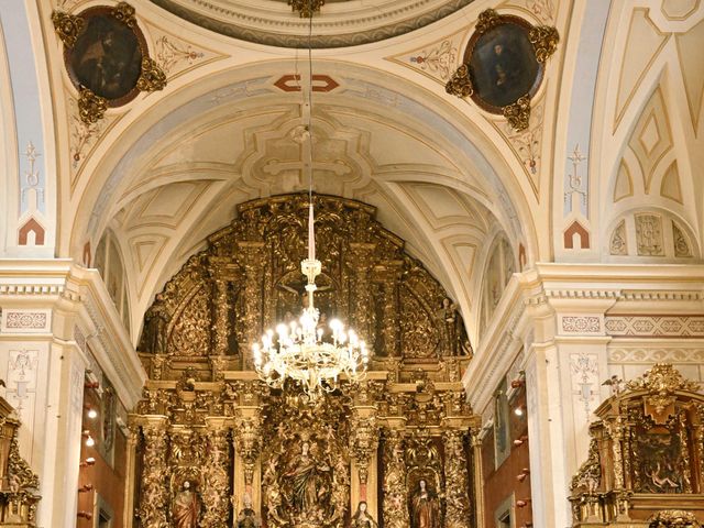 La boda de tomás y adriana en Pamplona, Navarra 2