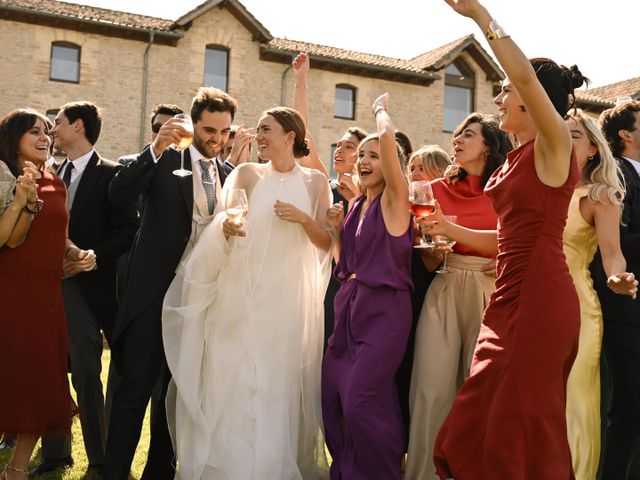 La boda de tomás y adriana en Pamplona, Navarra 1