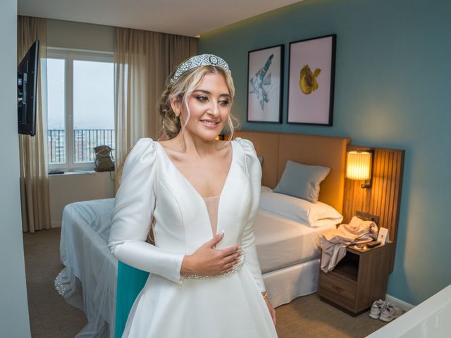 La boda de Miguel y Adriana en Madrid, Madrid 5