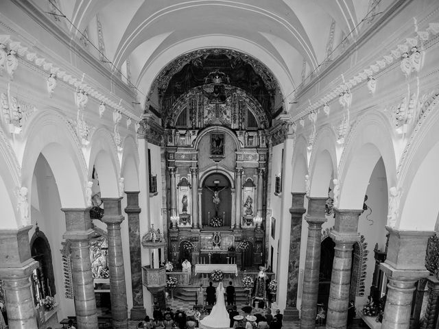 La boda de Manuel y Laura en Antequera, Málaga 29