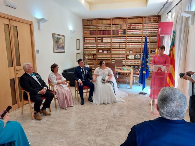 La boda de Israel y Miriam  en Aspe, Alicante 8