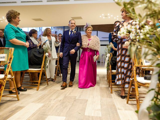 La boda de Angel y Oscar en Bolaños De Calatrava, Ciudad Real 17