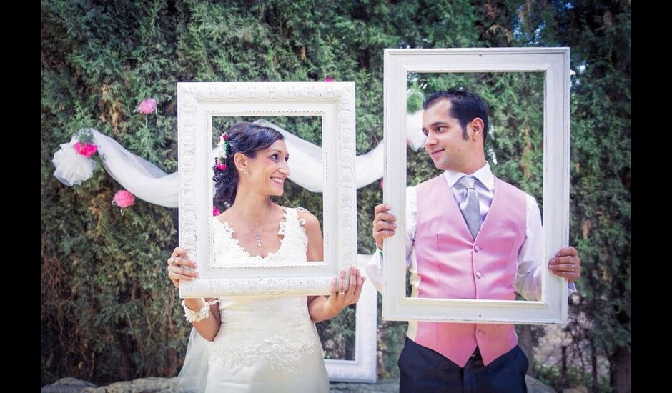 La boda de Fernando y Ivana en Espartinas, Sevilla