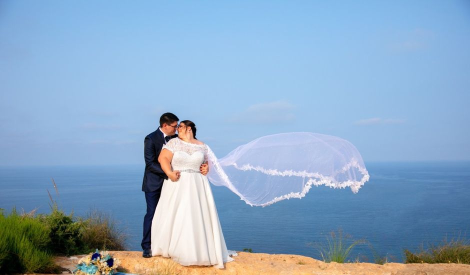 La boda de Israel y Miriam  en Aspe, Alicante