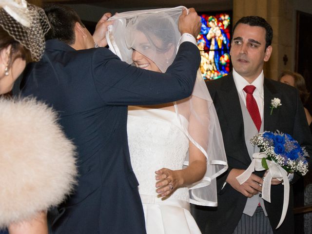 La boda de Iker y Sofía en Neguri, Vizcaya 1