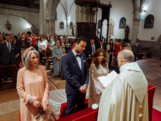 La boda de Javi y María en Llanes, Asturias 43