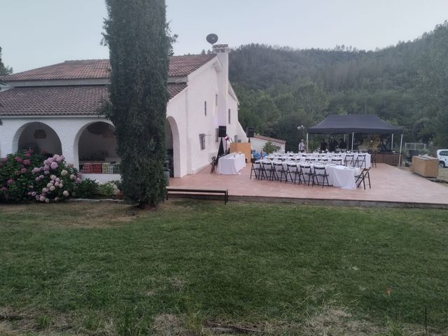 La boda de Daniel y Miriam  en Sant Feliu De Buixalleu, Girona 24