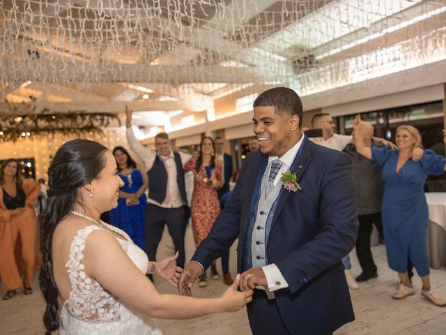 La boda de Anthony y María en Abegondo, A Coruña 23