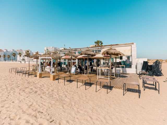 La boda de Carlos y Magda en El Puerto De Santa Maria, Cádiz 26