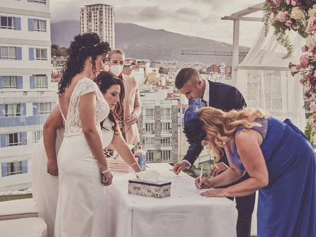 La boda de Saray y Sofía en Puerto De La Cruz, Santa Cruz de Tenerife 3