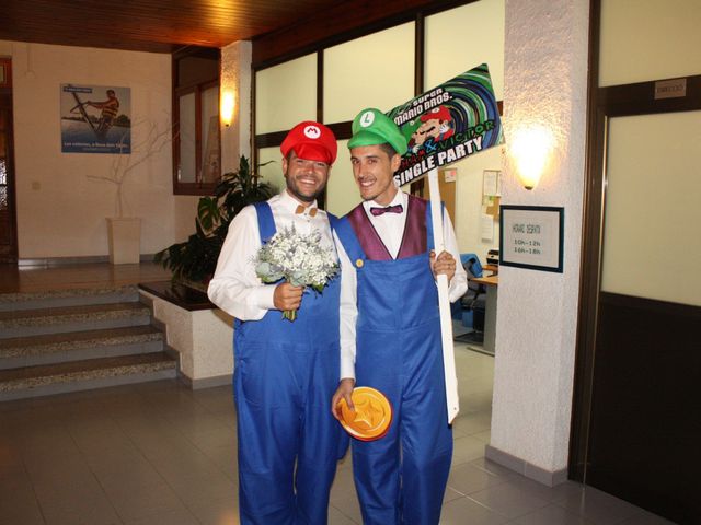 La boda de Victor y Abraham en Sant Quirze Safaja, Barcelona 100