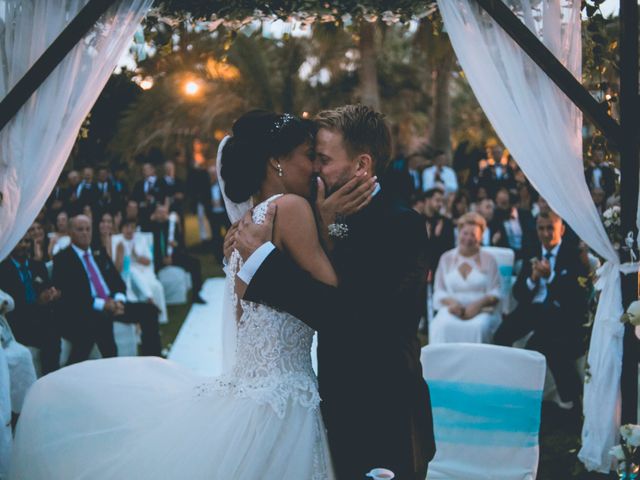 La boda de Luis y Linda en Estepona, Málaga 33