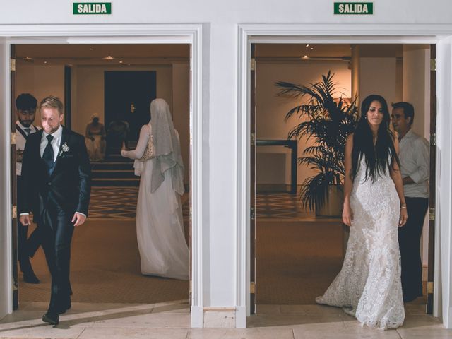 La boda de Luis y Linda en Estepona, Málaga 52