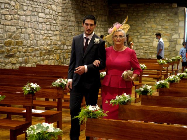La boda de Jon y Eneritz en Bermeo, Vizcaya 10