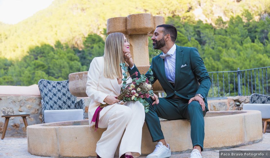 La boda de Alex y Xisca en Alaro, Islas Baleares