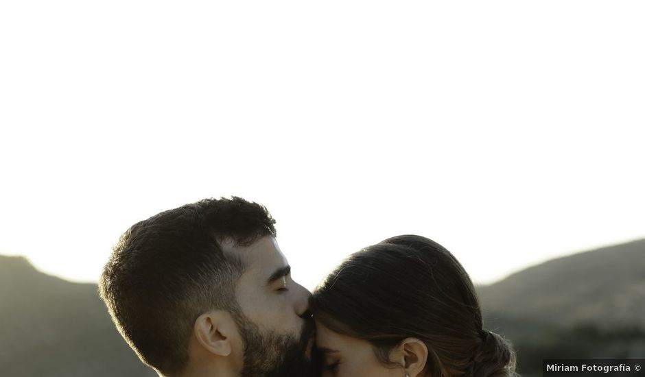 La boda de Carlos y Laura en Cabra, Córdoba