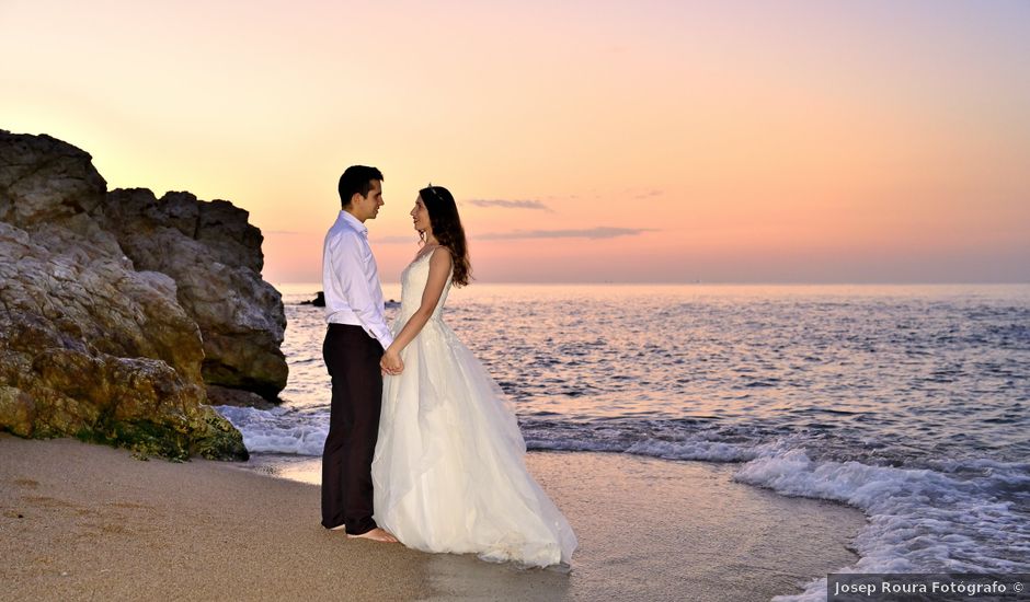 La boda de Laura y Joan en Santpedor, Barcelona