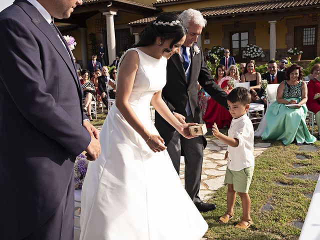 La boda de Ana y Alberto en Cañamero, Cáceres 17