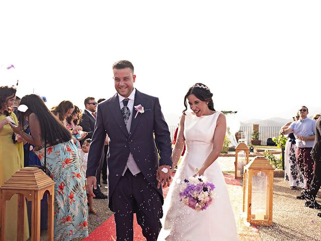 La boda de Ana y Alberto en Cañamero, Cáceres 21