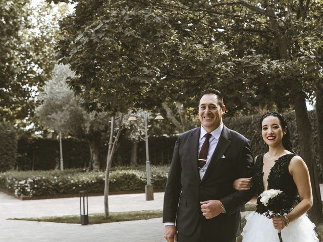La boda de Carlos y Patricia en Leganés, Madrid 15